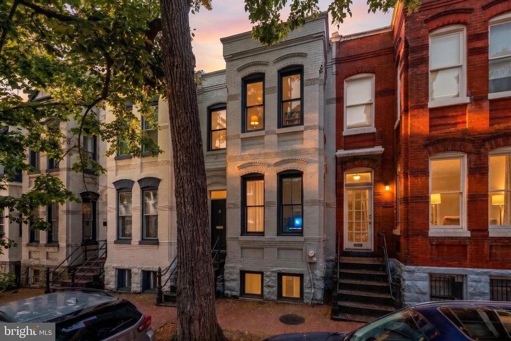3322 PROSPECT ST NW, Washington, DC 20007