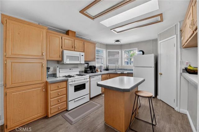 1445 W Florida 78, Hemet, CA 92543