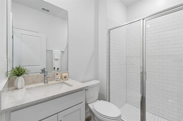 18238 PEARL VIEW PLACE, Lutz, FL 33548