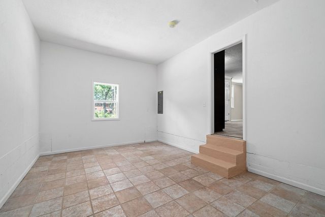 131 Brandywine Dr, Clarksville, TN 37042