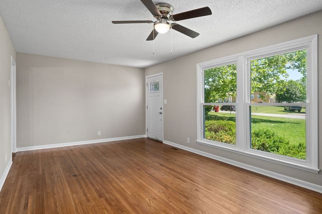 131 Brandywine Dr, Clarksville, TN 37042