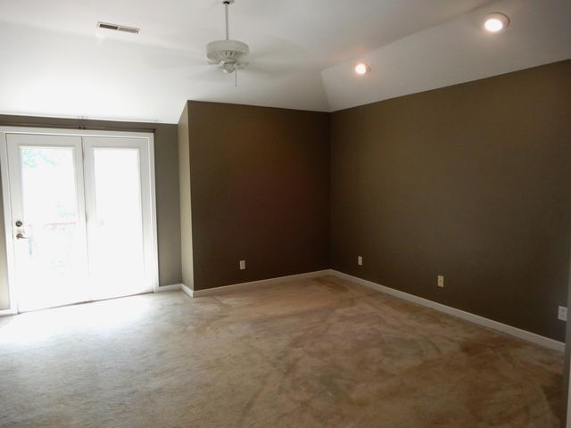 643 Whitney Drive, Paducah, KY 42001