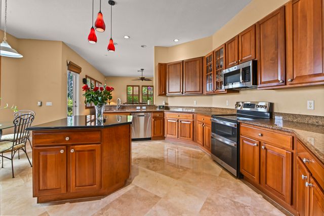 458 Cresta Circle, West Palm Beach, FL 33413
