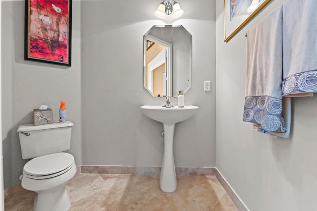 458 Cresta Circle, West Palm Beach, FL 33413