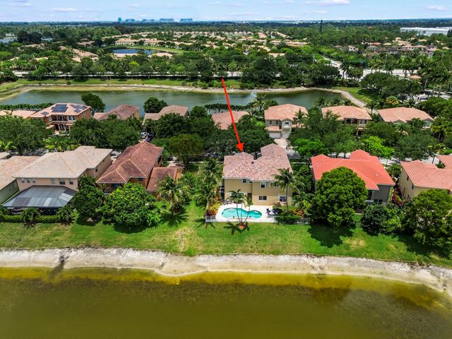 458 Cresta Circle, West Palm Beach, FL 33413