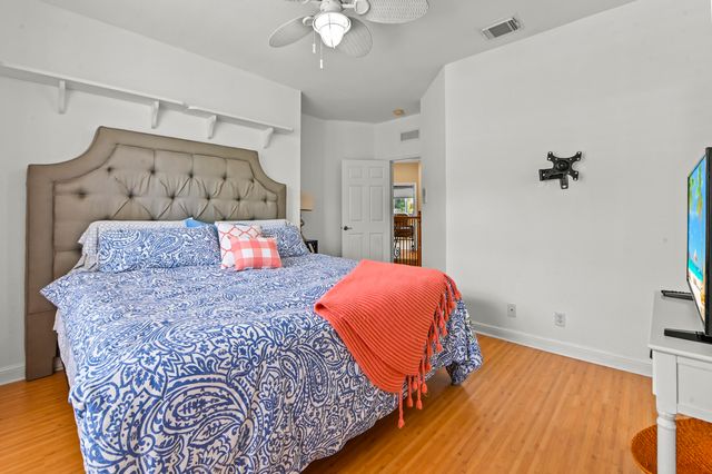 458 Cresta Circle, West Palm Beach, FL 33413