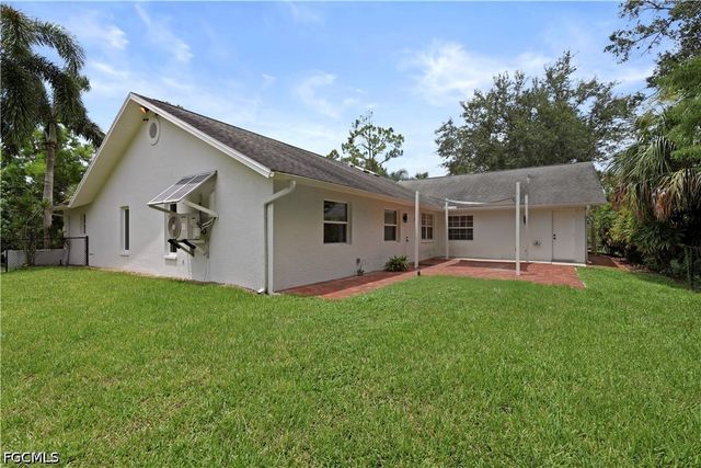 6857 Idlewild ST, Fort Myers, FL 33966