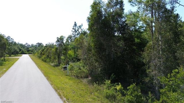 482 Westchester DR, Lehigh Acres, FL 33972