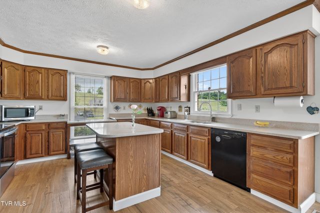 18158 Old Jonesboro Road, Abingdon, VA 24211