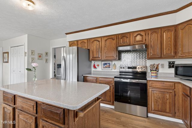 18158 Old Jonesboro Road, Abingdon, VA 24211