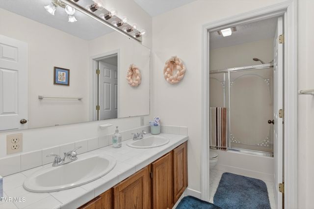 18158 Old Jonesboro Road, Abingdon, VA 24211