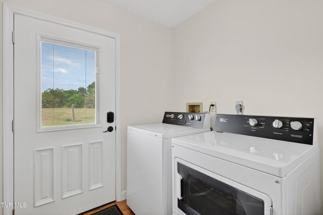 18158 Old Jonesboro Road, Abingdon, VA 24211