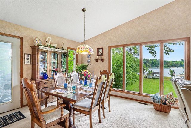 47135 Lakeview Drive, Lawrence, MI 49064