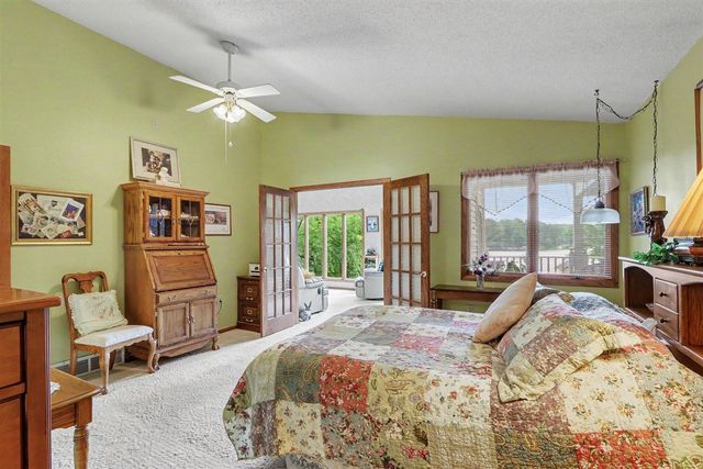 47135 Lakeview Drive, Lawrence, MI 49064