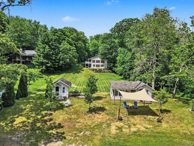 47135 Lakeview Drive, Lawrence, MI 49064
