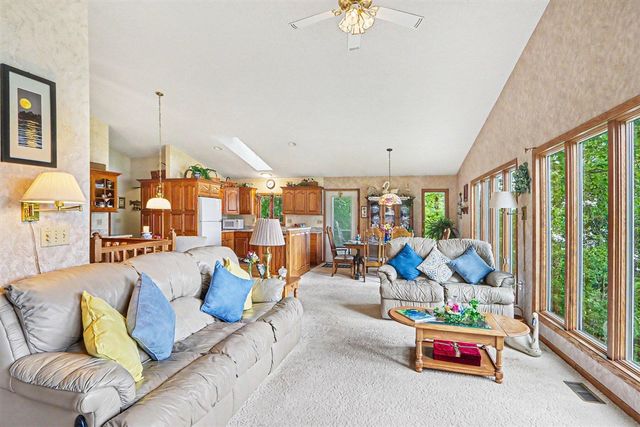 47135 Lakeview Drive, Lawrence, MI 49064