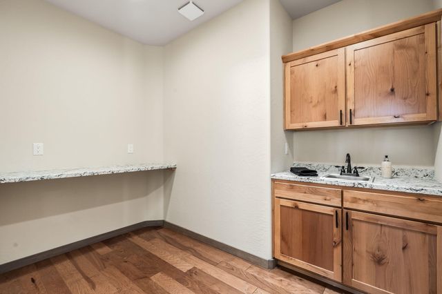 2 Bobcat Court, Placitas, NM 87043