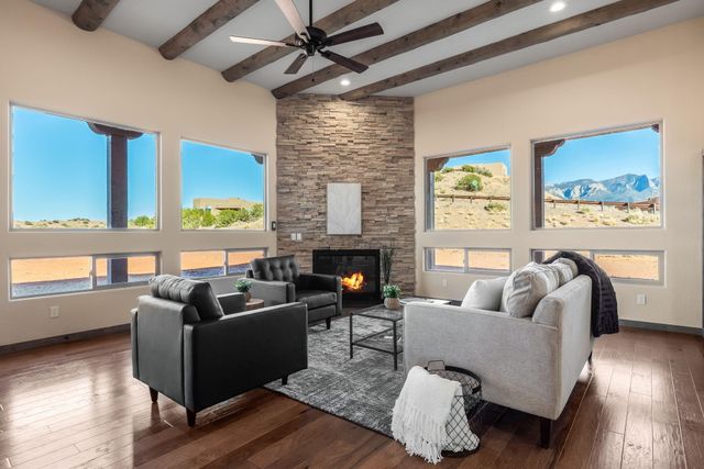 2 Bobcat Court, Placitas, NM 87043