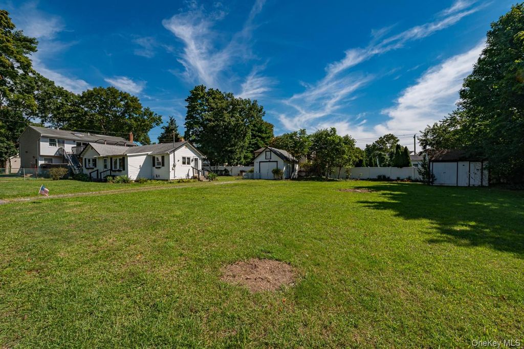 67 Joseph Place, Nesconset, NY 11767 — photo 2