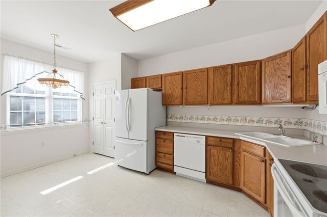 3071 Willowbrook Way, Beavercreek, OH 45431