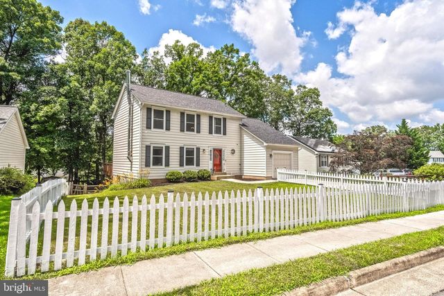 1419 BAYSHIRE LN, Herndon, VA 20170
