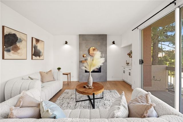 10326 Almayo Avenue 201, Los Angeles, CA 90064