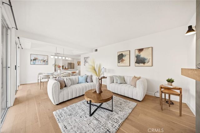 10326 Almayo Avenue 201, Los Angeles, CA 90064