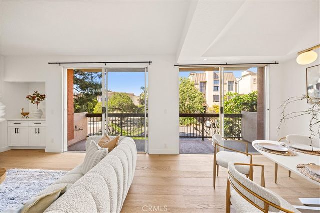 10326 Almayo Avenue 201, Los Angeles, CA 90064