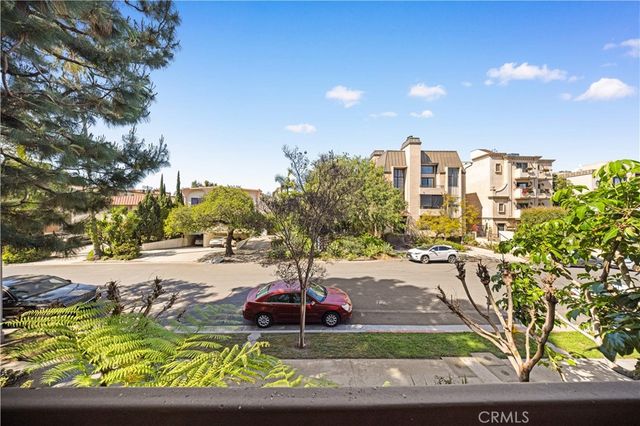 10326 Almayo Avenue 201, Los Angeles, CA 90064