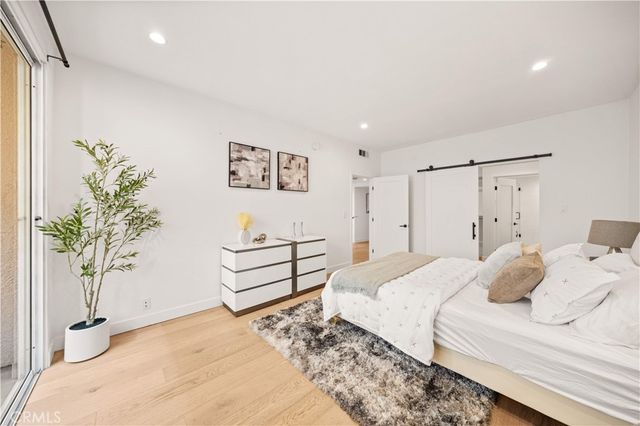 10326 Almayo Avenue 201, Los Angeles, CA 90064