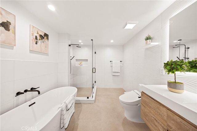 10326 Almayo Avenue 201, Los Angeles, CA 90064