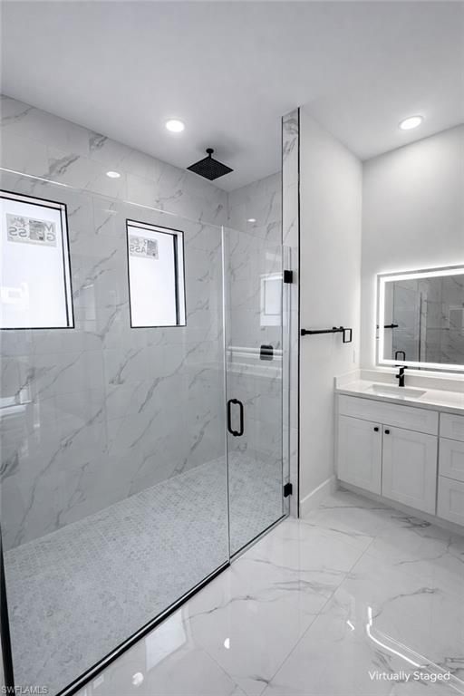 Image 14 of property listing at 18 NE 11th LN, Cape Coral, FL 33909