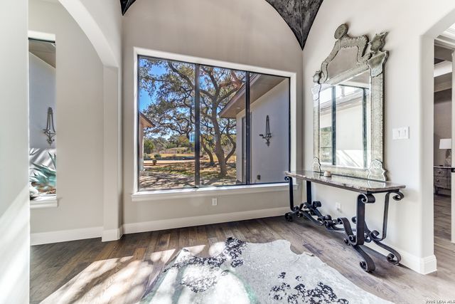 148 Woodland, Fair Oaks Ranch, TX 78015