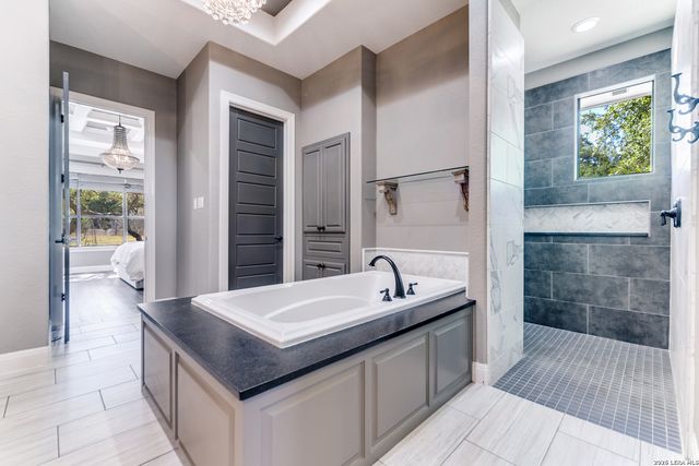 148 Woodland, Fair Oaks Ranch, TX 78015