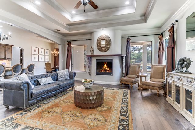 148 Woodland, Fair Oaks Ranch, TX 78015