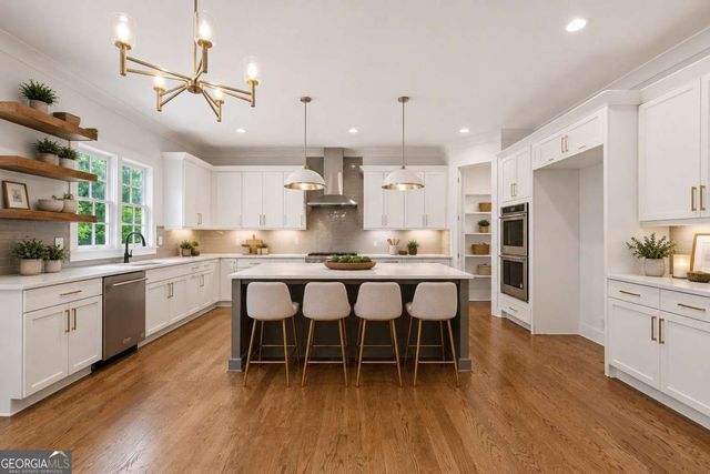 4847 Basingstoke Drive W, Suwanee, GA 30024