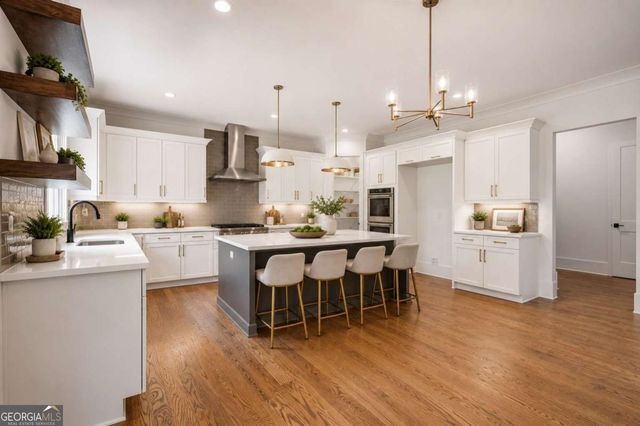 4847 Basingstoke Drive W, Suwanee, GA 30024
