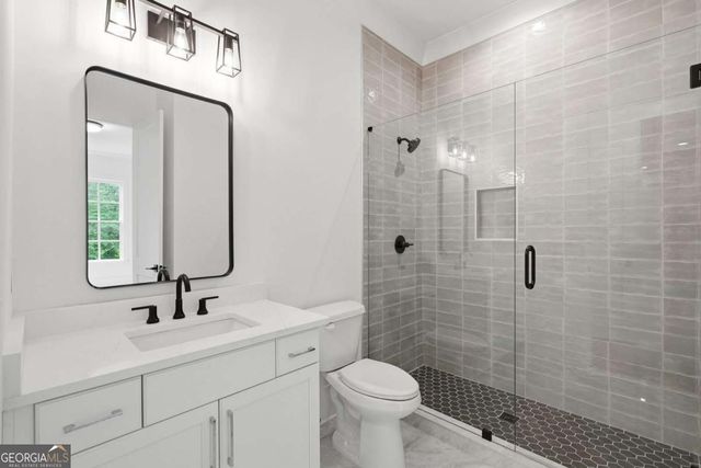 4847 Basingstoke Drive W, Suwanee, GA 30024