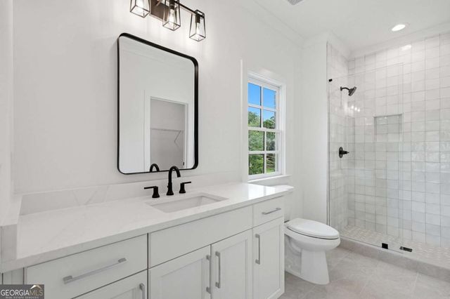 4847 Basingstoke Drive W, Suwanee, GA 30024