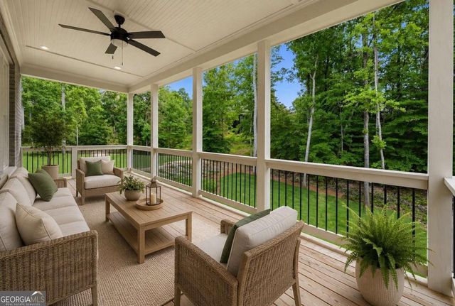 4847 Basingstoke Drive W, Suwanee, GA 30024