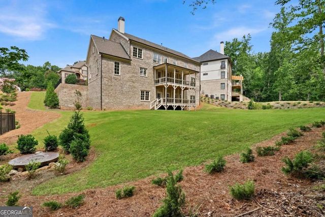 4847 Basingstoke Drive W, Suwanee, GA 30024