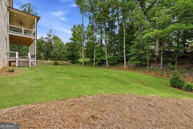 4847 Basingstoke Drive W, Suwanee, GA 30024