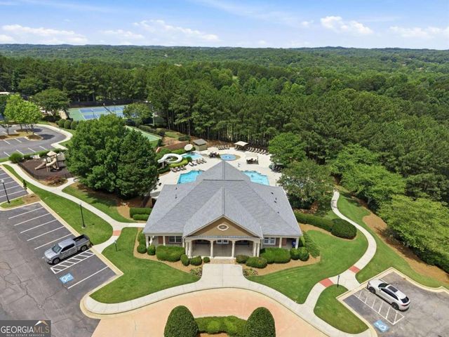 4847 Basingstoke Drive W, Suwanee, GA 30024