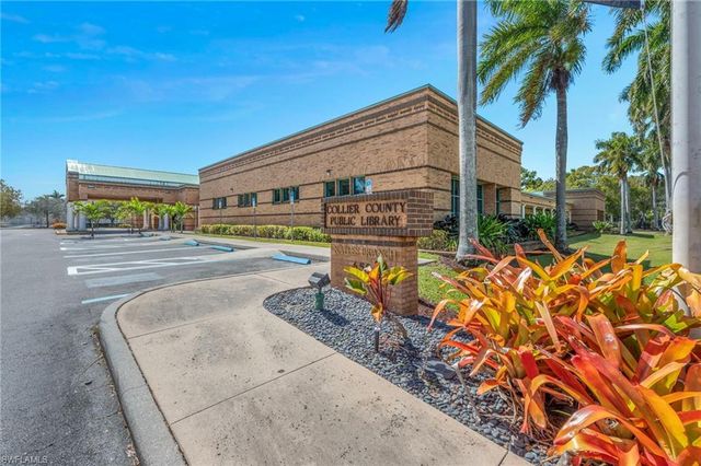 72 7th ST S 108, Naples, FL 34102