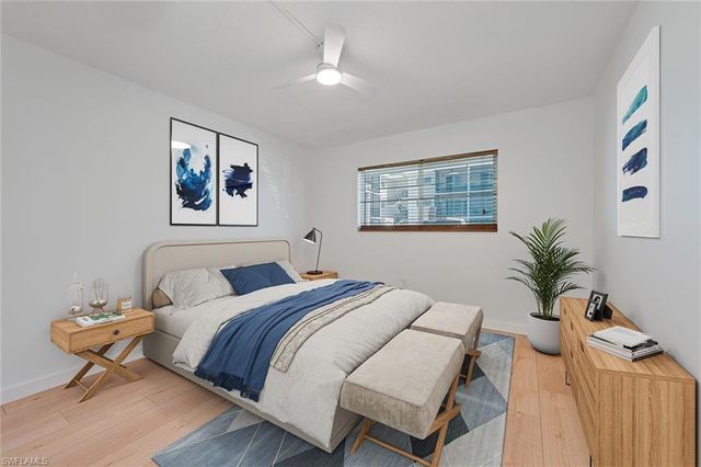 72 7th ST S 108, Naples, FL 34102