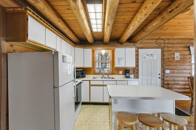 857 Canyon Road, Wisconsin Dells, WI 53965
