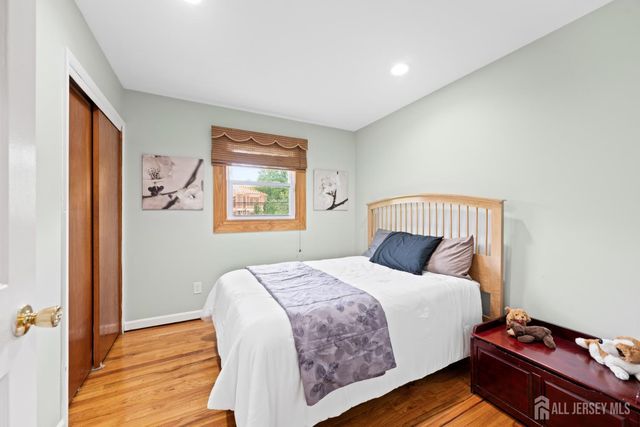 13 Fishel Road, Edison, NJ 08820