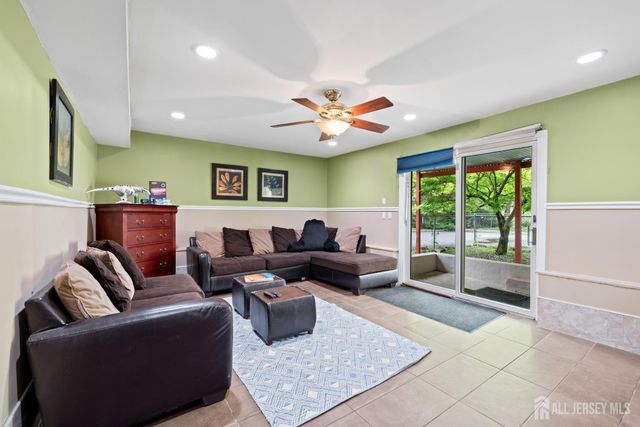 13 Fishel Road, Edison, NJ 08820