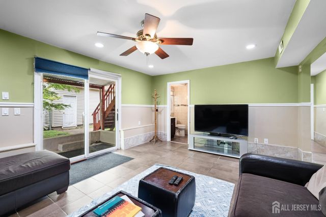 13 Fishel Road, Edison, NJ 08820
