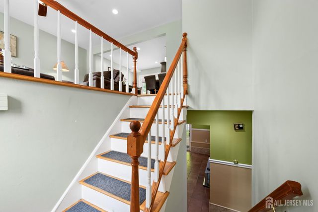 13 Fishel Road, Edison, NJ 08820